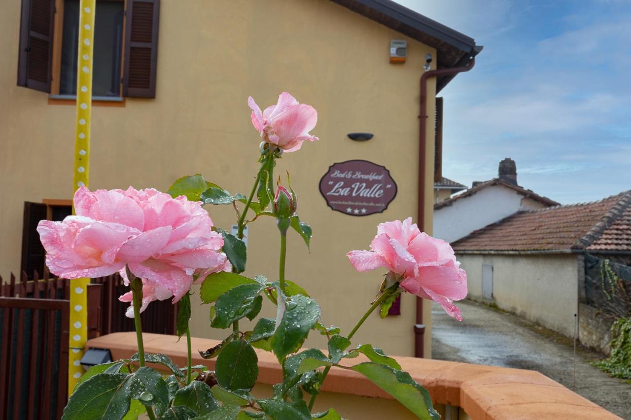 La Valle B&B Асти Екстериор снимка