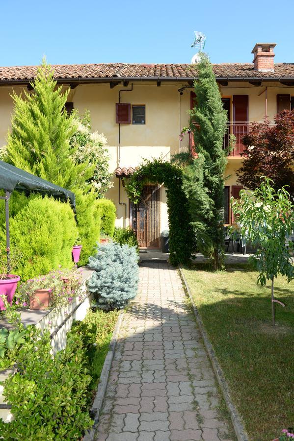 La Valle B&B Асти Екстериор снимка